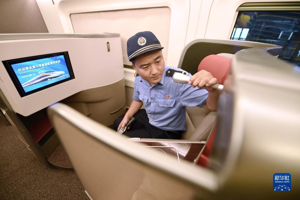 渔乐吧注册送50元捕鱼